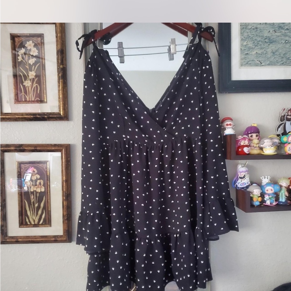 SHEIN Black Garment with White Accents